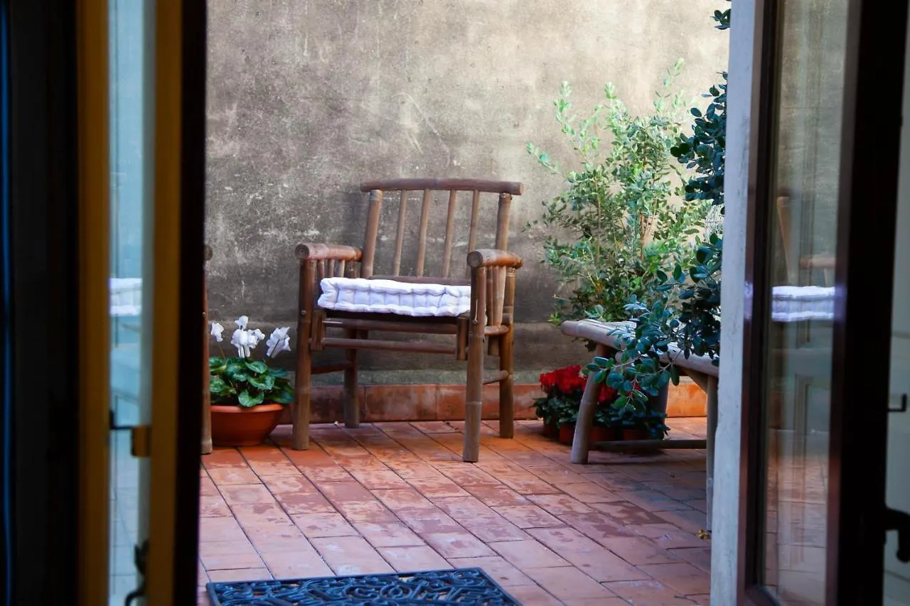 Dimora Trigona Catania Centro Apartment